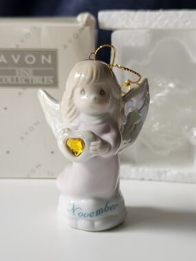 VTG Precious Moments NOVEMBER Birthstone BIRTHDAY Angel Ornament Avon 1997 NIB